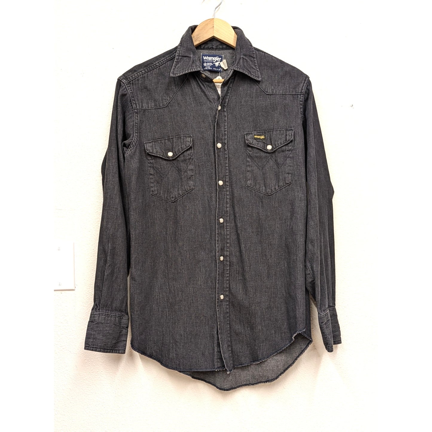 Vintage Dark Grey Wrangler western pearl snap up shirt