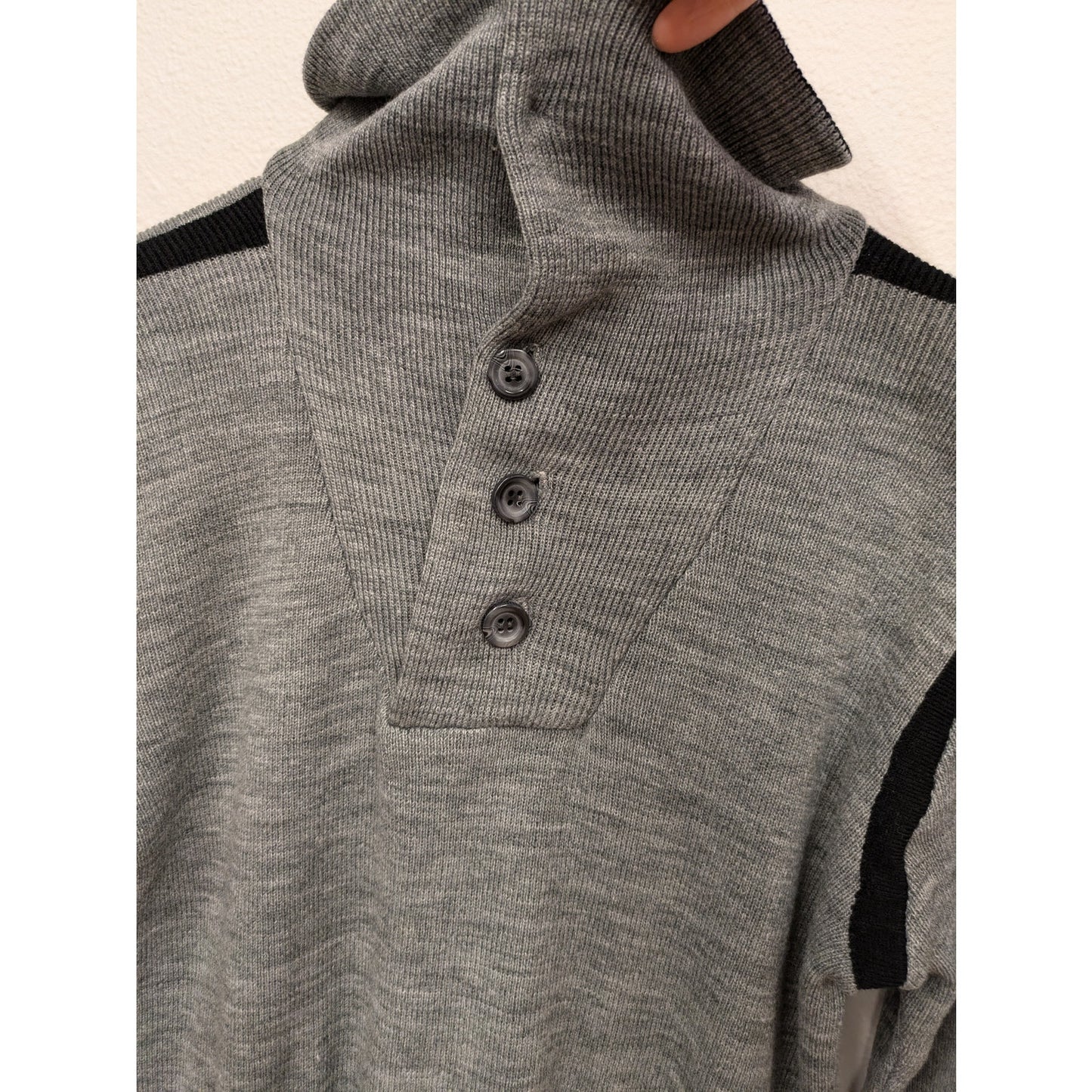 Men's vintage grey and black sweater