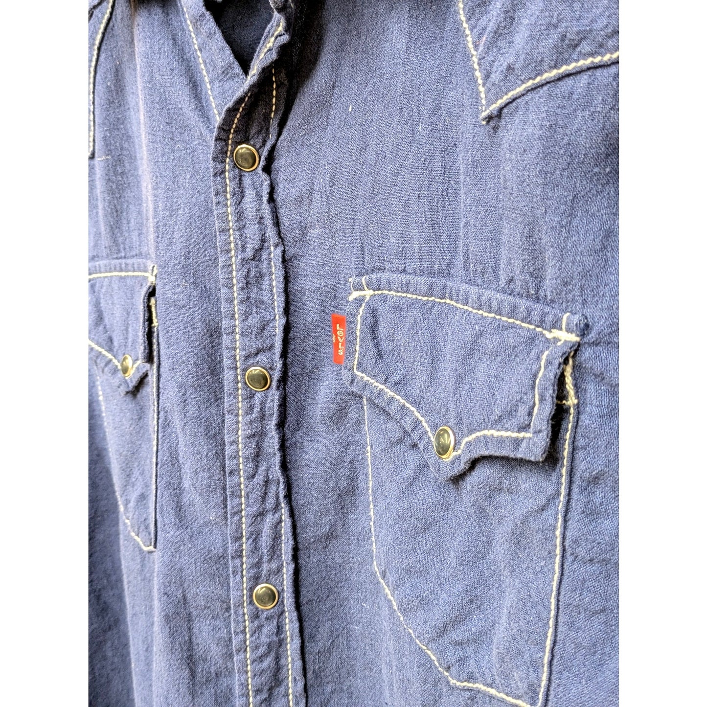 Vintage Levi's cotton-linen Blue snap up shirt with white stitching