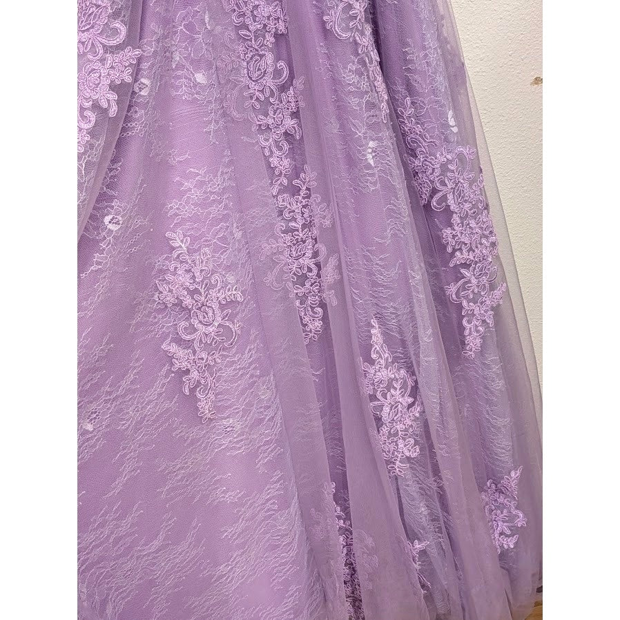 Lavender Lace Hebeos Gown