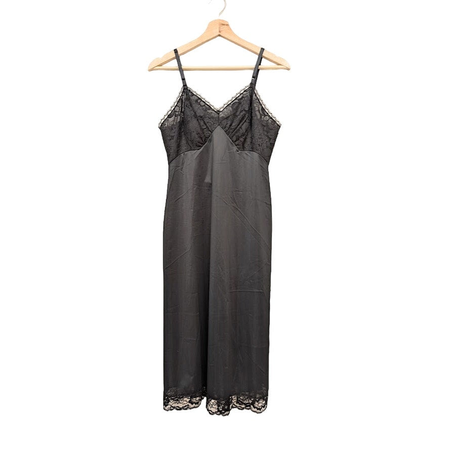 Vinatge black lace trimmed slip