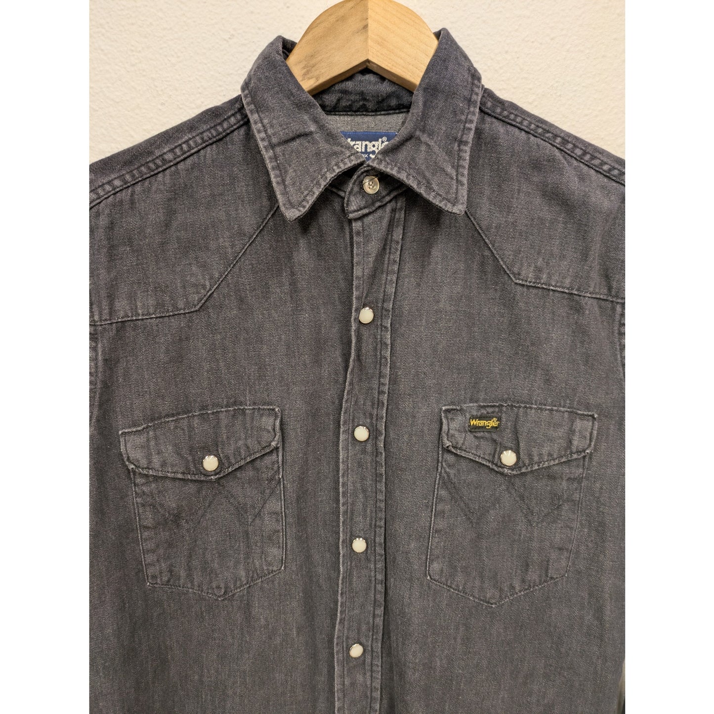 Vintage Dark Grey Wrangler western pearl snap up shirt