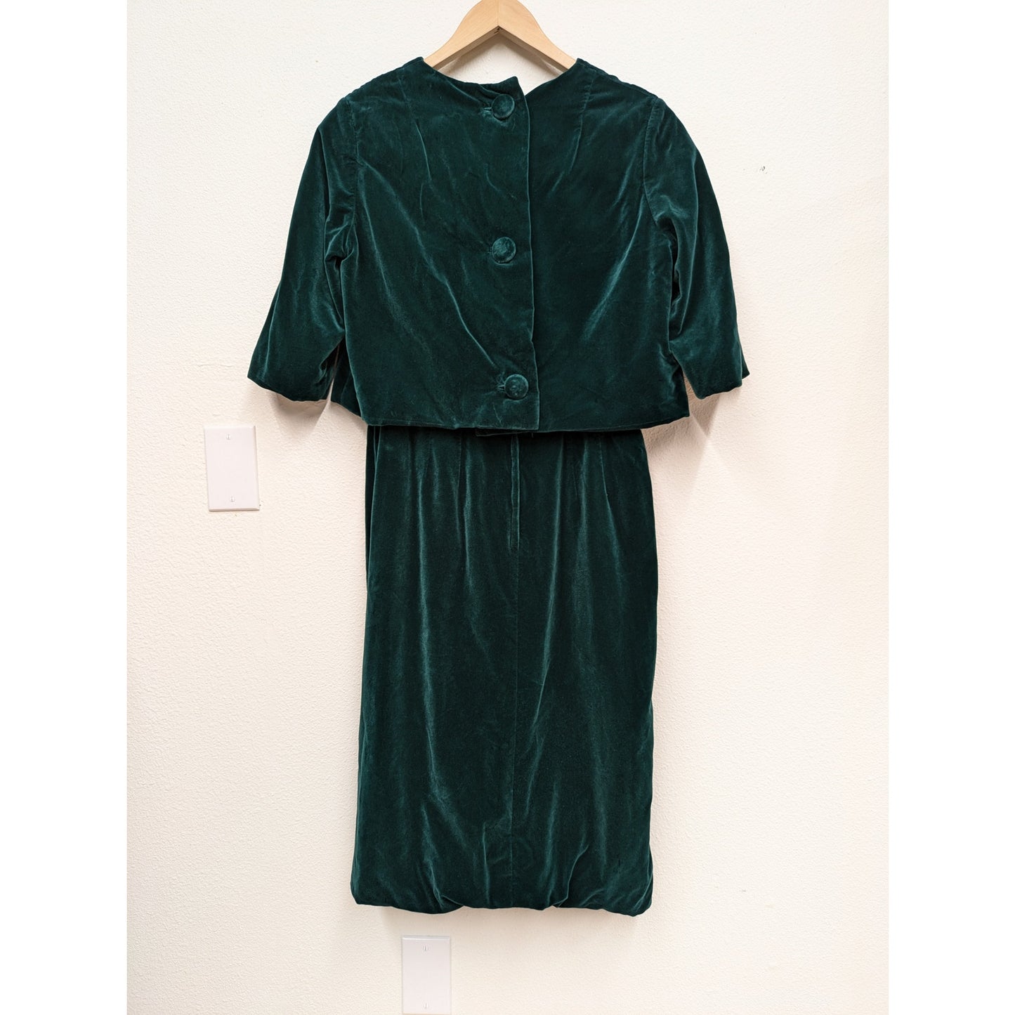 1960s emerald Green velvet dress with matching jacket