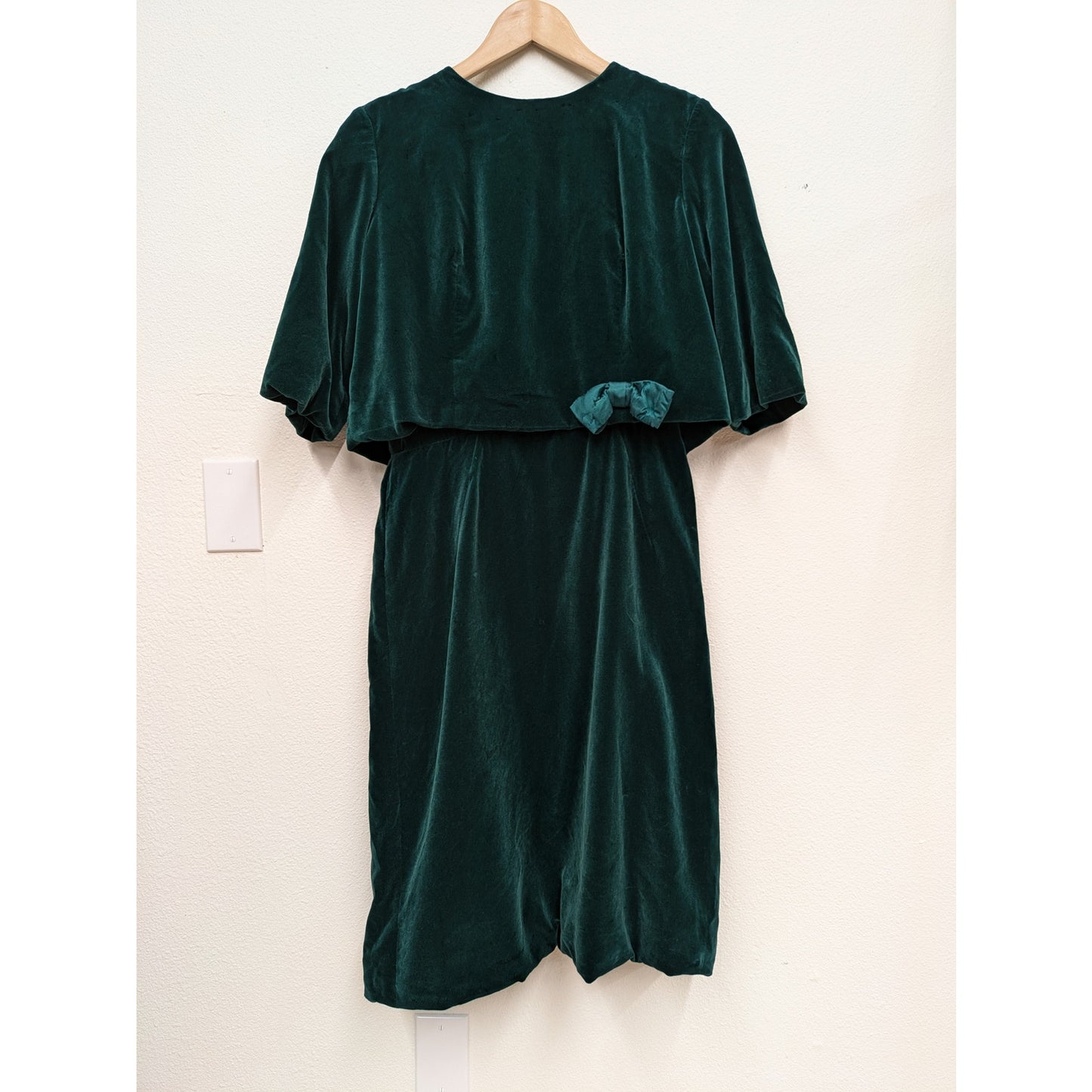 1960s emerald Green velvet dress with matching jacket